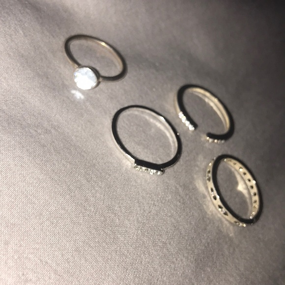 Jewelry bundle - Picture 5 of 9